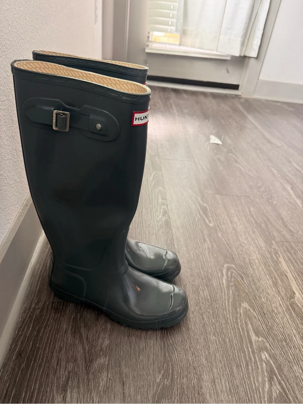 Hunter Women’s Tall Rain Boots in Dark Green
